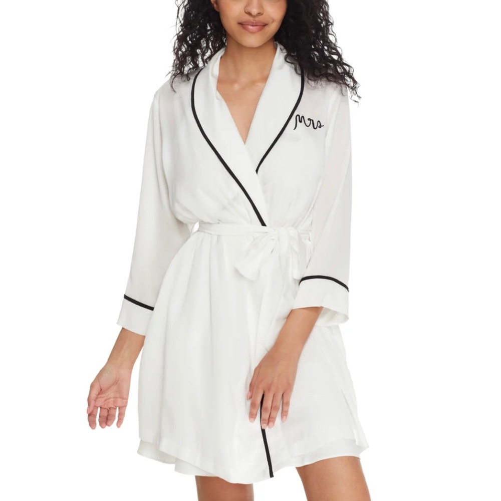 Kate Spade Mrs Robe